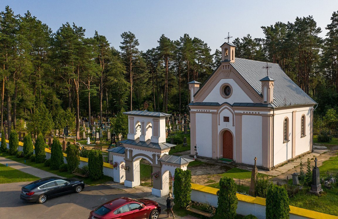 Часовня святой Анны с брамой-колокольней