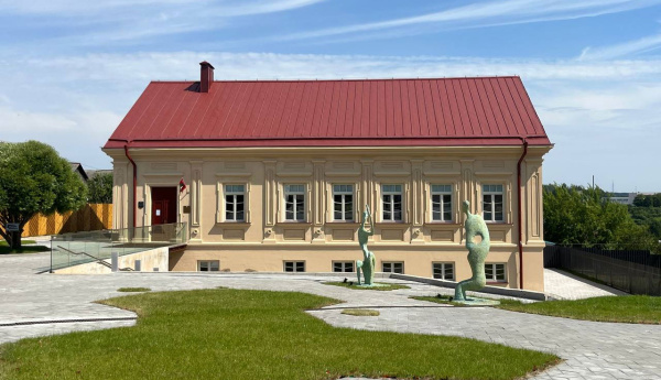 Делегация ИРО обсудила статус Торы XIX века в Воложинской иешиве